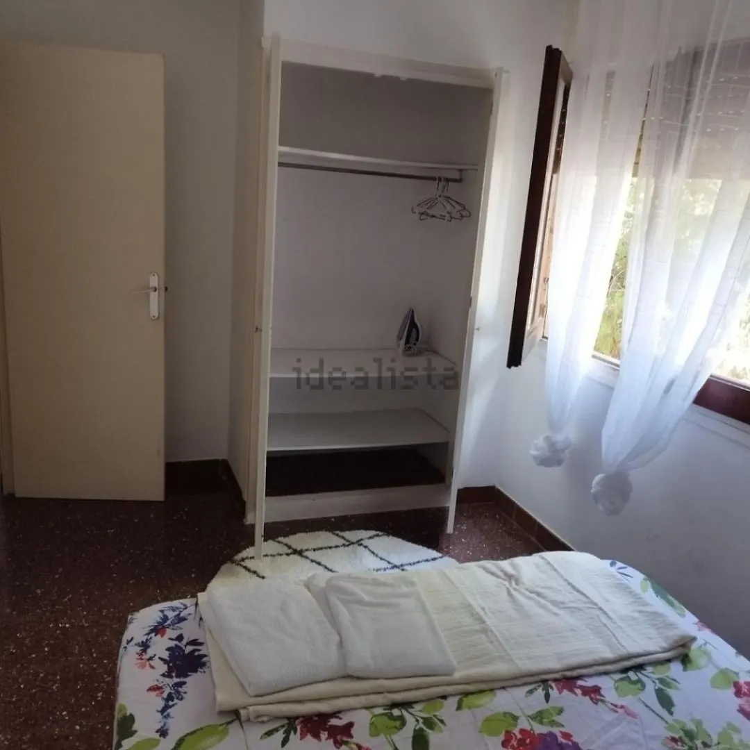 Habitacion Frente A La Playa Castelldefels Apartamento